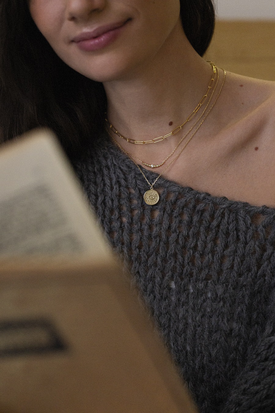 joyas minimalistas anillos collares pendientes pulseras oro plata tienda online